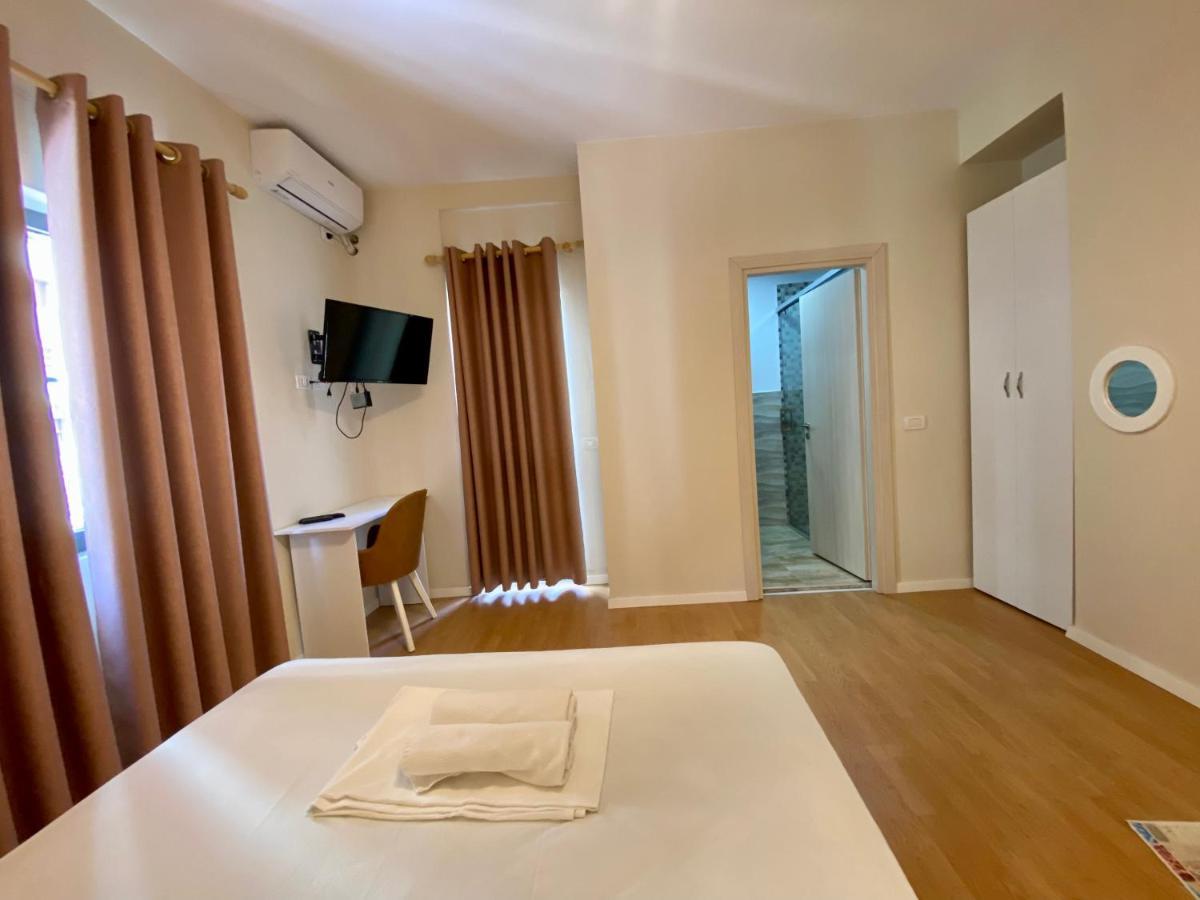 Hotel Globo Драч Екстериор снимка