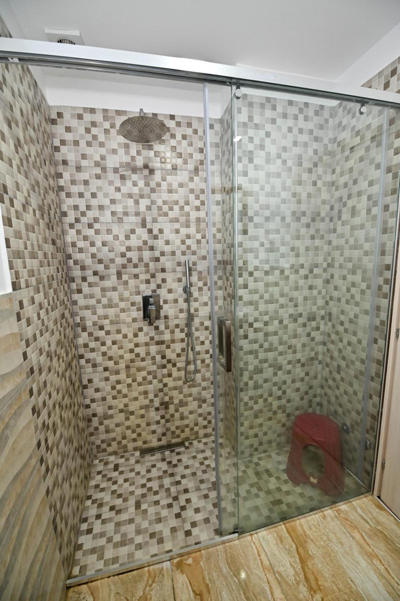 Hotel Globo Драч Екстериор снимка